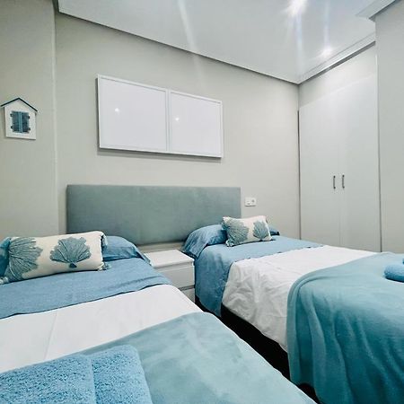 Apartamento Adosado Con Terraza En Playa America, Nigrán Exteriör bild