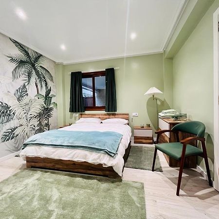 Apartamento Adosado Con Terraza En Playa America, Nigrán Exteriör bild