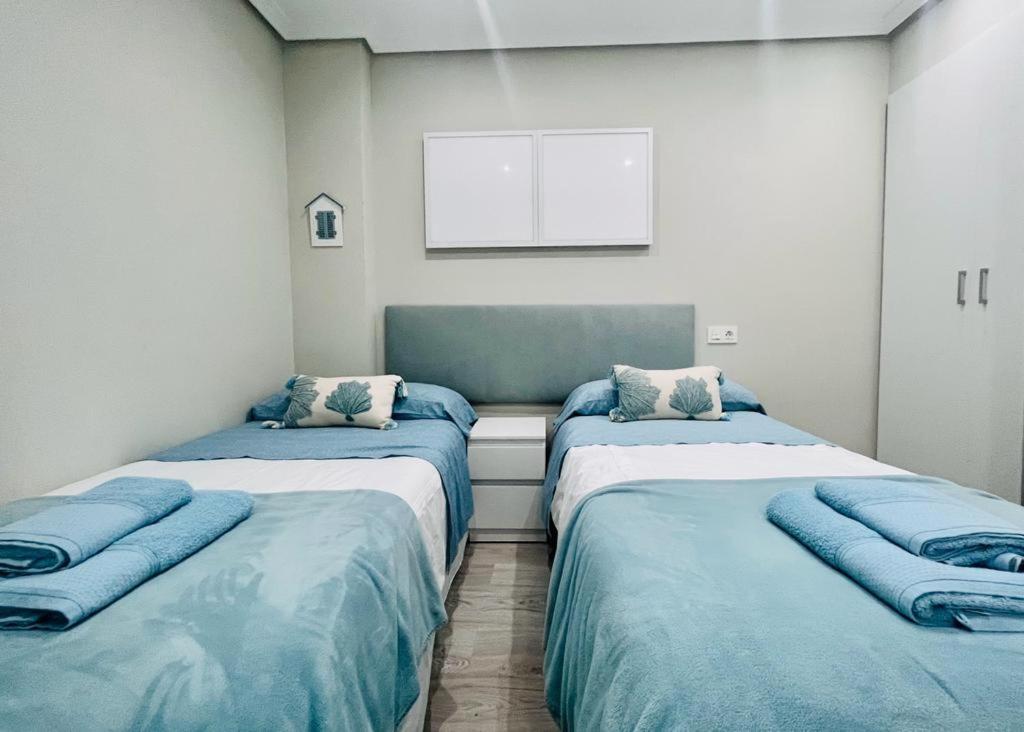 Apartamento Adosado Con Terraza En Playa America, Nigrán Exteriör bild