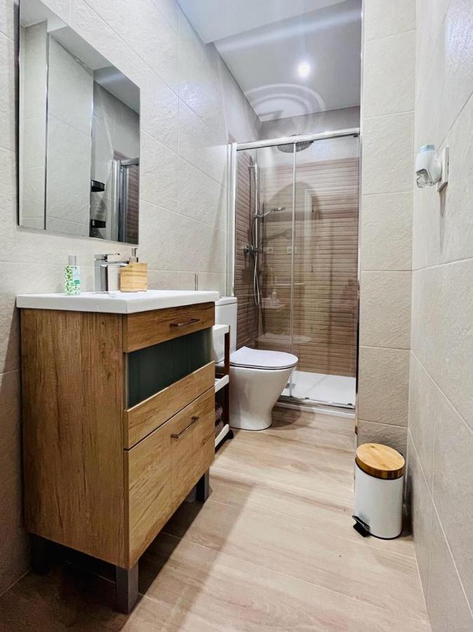 Apartamento Adosado Con Terraza En Playa America, Nigrán Exteriör bild
